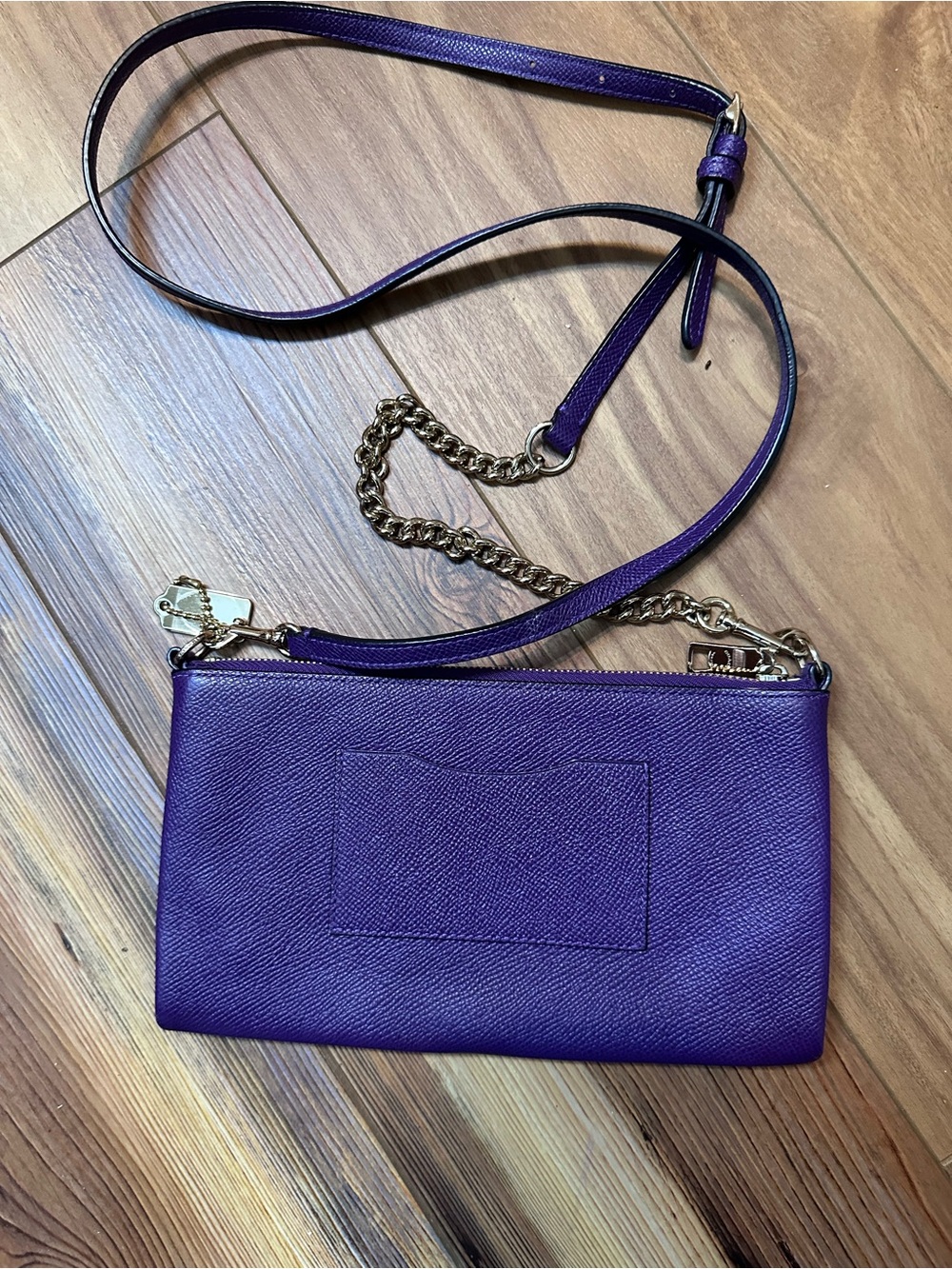 Coach Purple Crossbody Bag with Gold Chain Strap - Picture 6 of 10